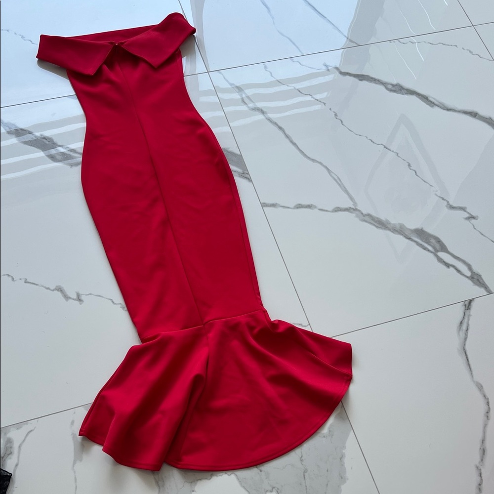 Lipsy Strapless Red Dress - Picture 2 of 2